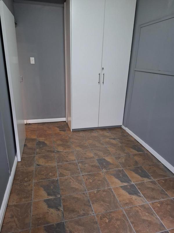 To Let 2 Bedroom Property for Rent in Bothasig Western Cape
